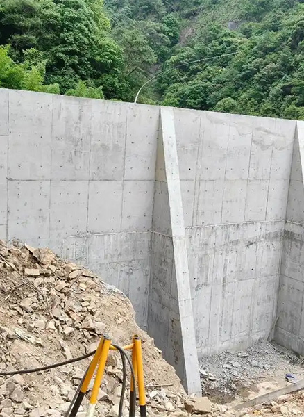 秦皇岛昌黎县重力式挡土墙